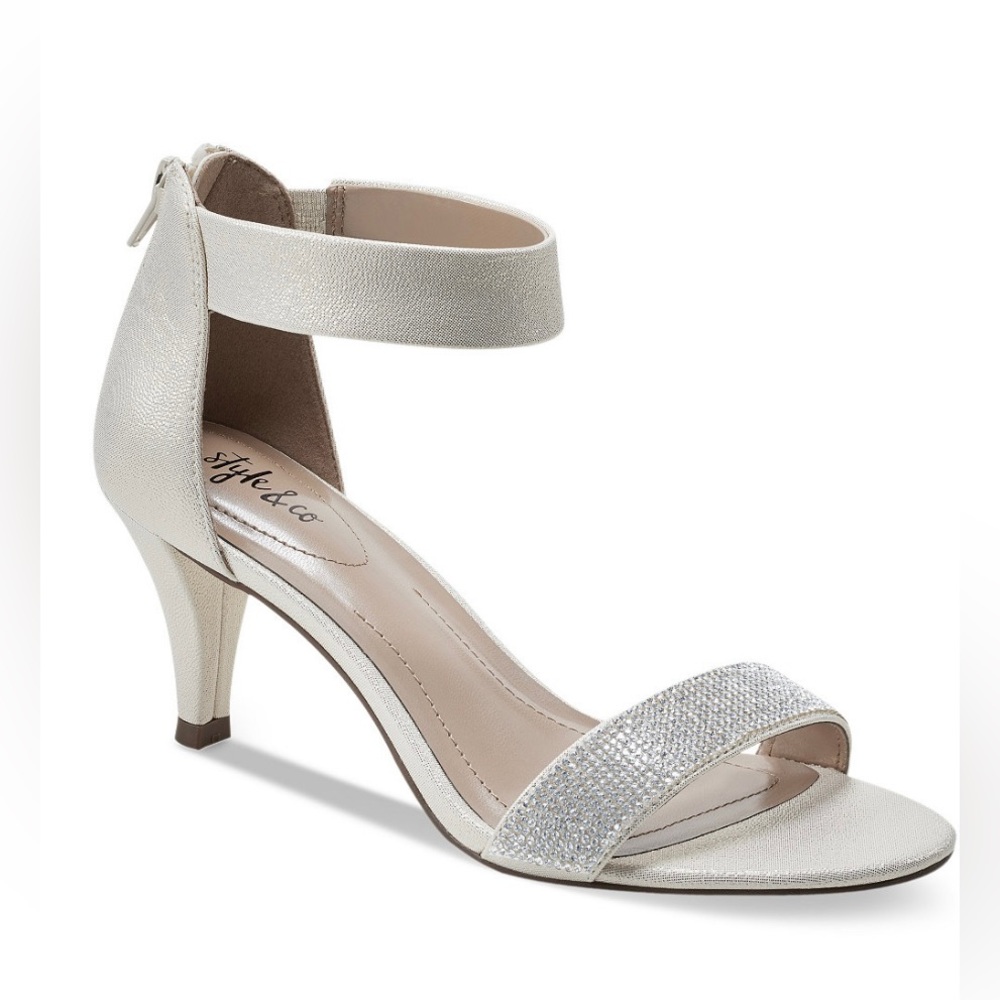 🌹🌹STYLE &CO Philly Ankle-Strap
Evening Sandals🌹🌹